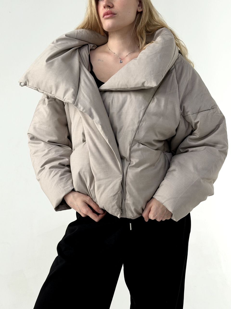 Куртка женская (зимняя) TONGCOI W7182