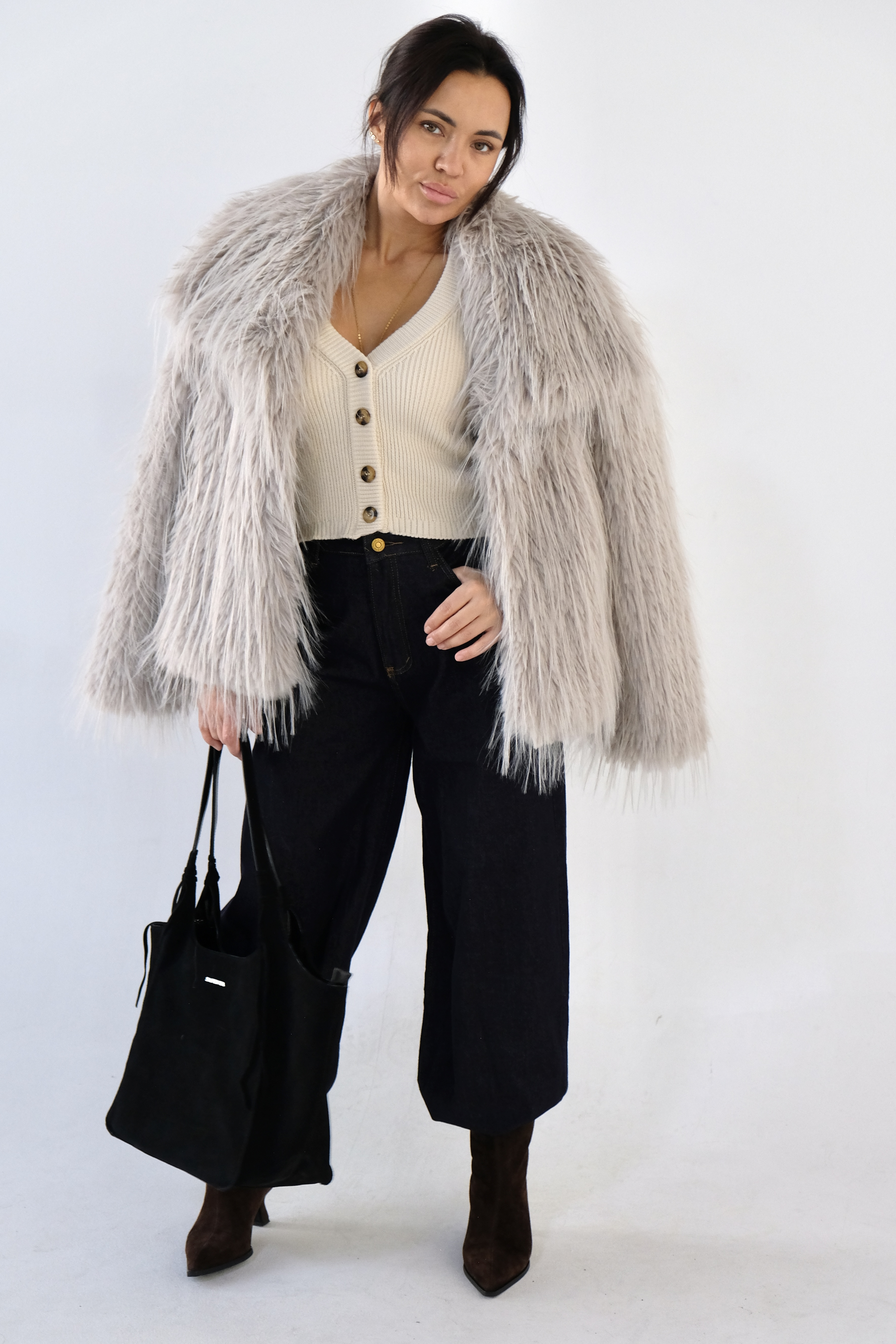 Шуба женская Hestovrviio L886-3